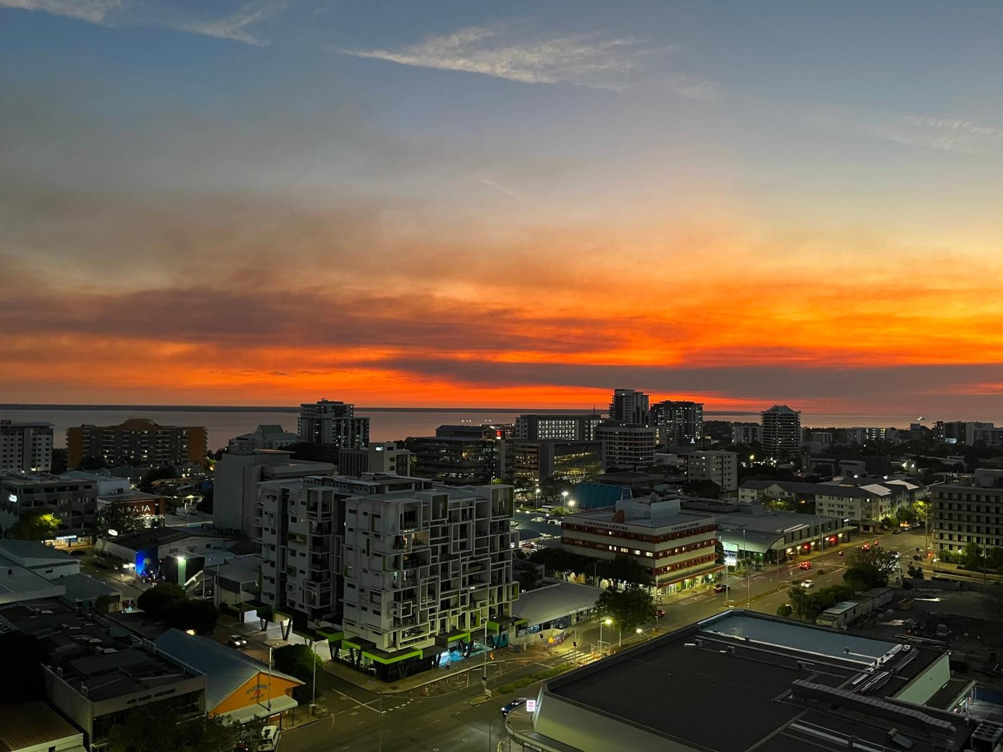 Darwin City Suites With Harbour View Exteriör bild